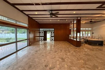 Jalan Lingkungan U Thant 