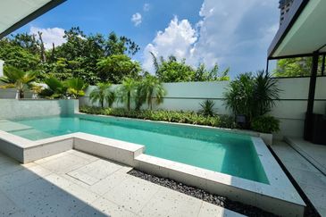 Bukit Suria Garden Village