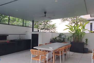 Bukit Suria Garden Village