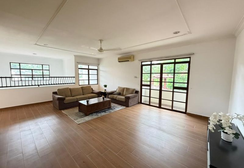 IOI Beverly Row @ IOI Resort City