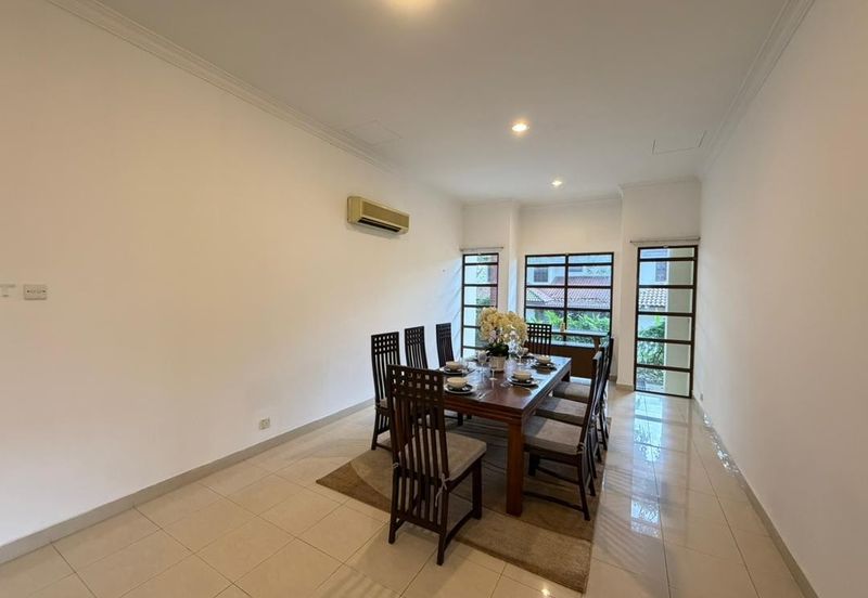 IOI Beverly Row @ IOI Resort City