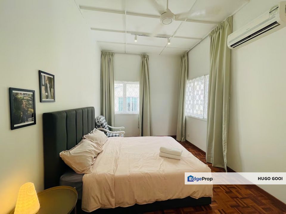 Tastefully ID Design with Quality Furnitures, Come with Private Garden, Ample Parking Space, Kuala Lumpur, Seputeh