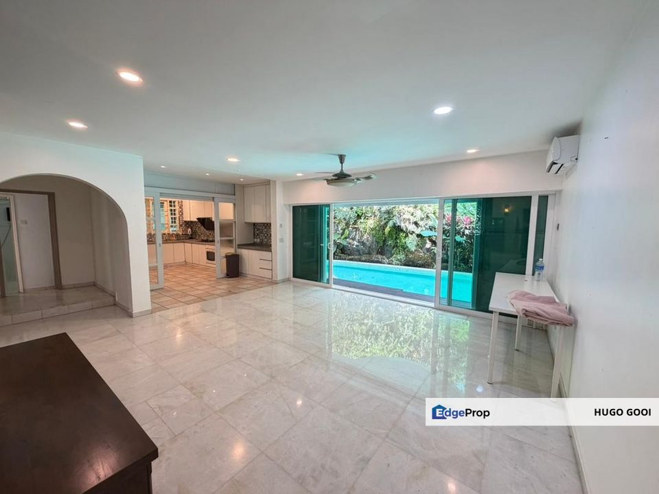 Double Volume Ceiling, Private Huge Garden&Pool, Come with Ample Parking, Easy Access KLCC, Selangor, Ampang