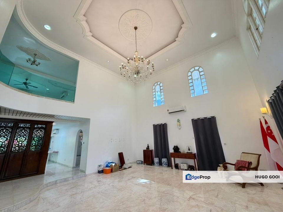 Double Volume Ceiling, Private Huge Garden&Pool, Come with Ample Parking, Easy Access KLCC, Selangor, Ampang