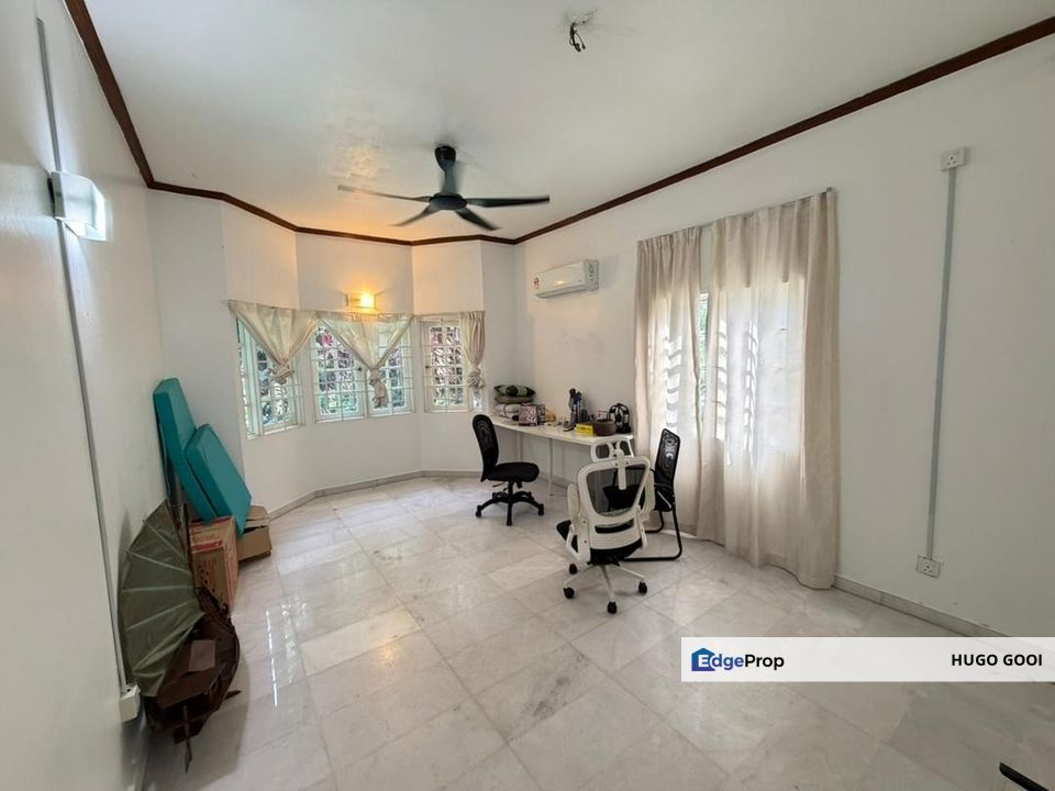 Double Volume Ceiling, Private Huge Garden&Pool, Come with Ample Parking, Easy Access KLCC, Selangor, Ampang