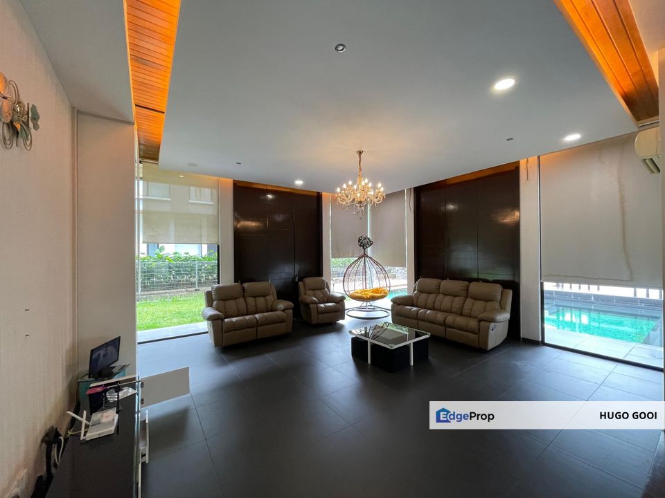 Cozy&Greenery Environment, 24 Hours Security Gated Guarded with Private Pool&Garden, Selangor, Seri Kembangan