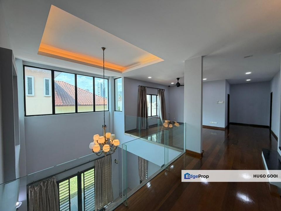 Tastefully Renovated with Double Volume Ceiling, Easy Access to City Centre, Selangor, Ampang