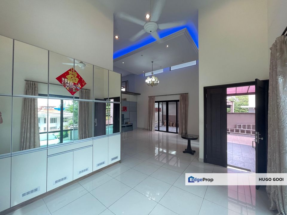 Spacious Ample Parking with Private Garden, Fully Renovated, Ready to move in!, Selangor, Ampang