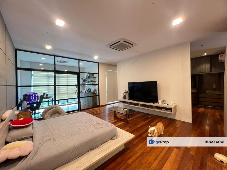 Rare Mansion with High Ceiling Features, ID Fully Furnished with Private Pool&Garden, Selangor, Seri Kembangan