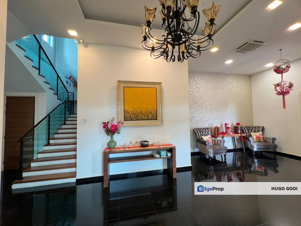 Rare Mansion with High Ceiling Features, ID Fully Furnished with Private Pool&Garden, Selangor, Seri Kembangan