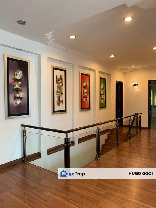 Tastefully Design with Quality Furnitures, Come with Private Pool and Garden, Ample Parking Space, Selangor, Seri Kembangan