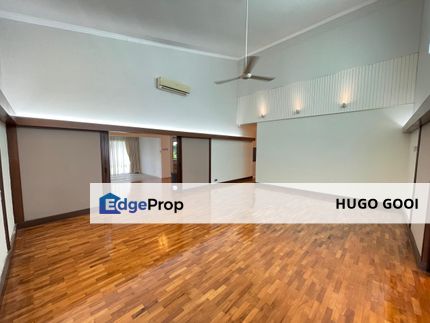 Fully Renovated Come with Private Patio, Spacious Private Garden, Easy Access KLCC Area, Kuala Lumpur, Ampang Hilir