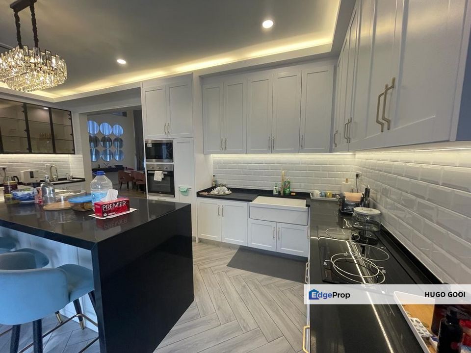 Fully Reno with Modern Design, Come with Spacious Pool, Close to Nature&Forest, Kuala Lumpur, Taman Melawati