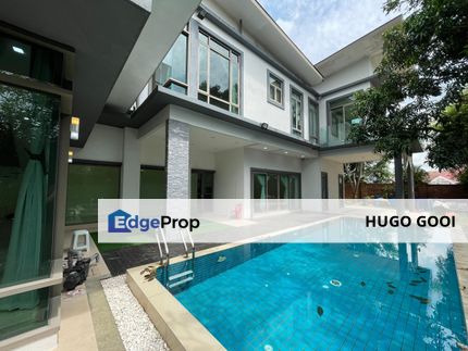 Comes with Huge Private Pool&Garden, 24 Hours Security Clubhouse, Ready Move!, Selangor, Seri Kembangan