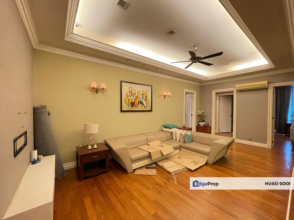 Spacious Double Volume Ceiling&Renovated, Private Extra Land, Comes with Garage and Basketball Court, Selangor, Ampang