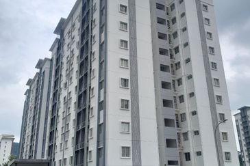 Seri Intan Apartments @ Setia Alam