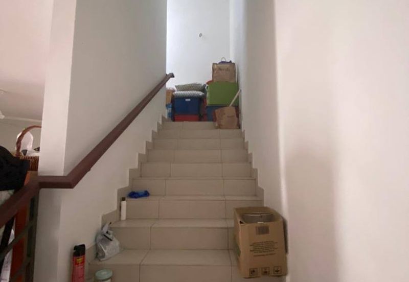 [Freehold & Non Bumi Lot] 1 1/2 Storey Semi D, Taman Seri Serdang 3, Kg Tok Muda, Kapar