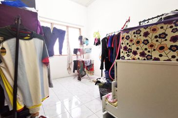 [Freehold] Double Storey Terrace, Taman Permai 2, Jalan Meru, Klang