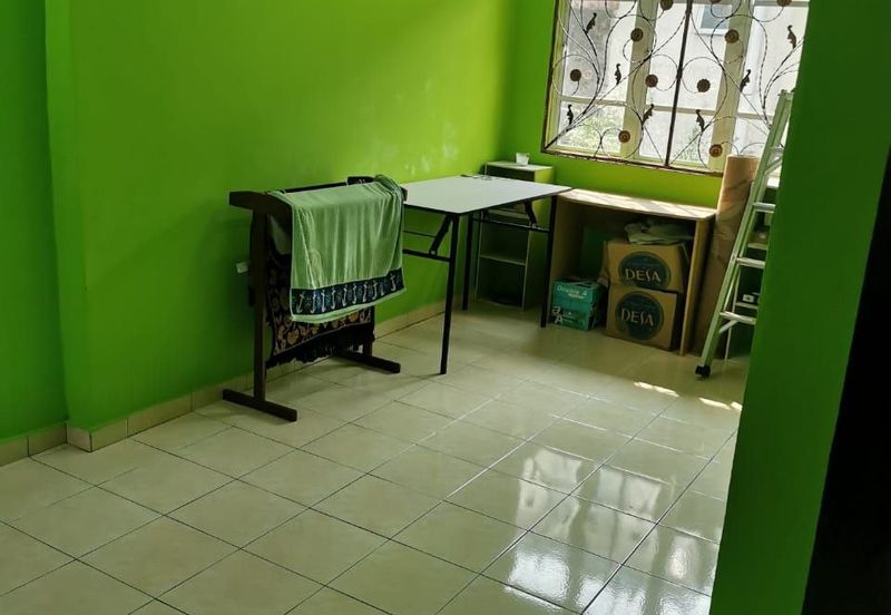 Seksyen 4, Shah Alam