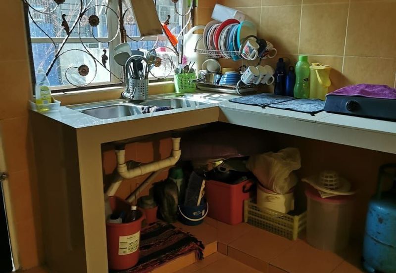 Seksyen 4, Shah Alam