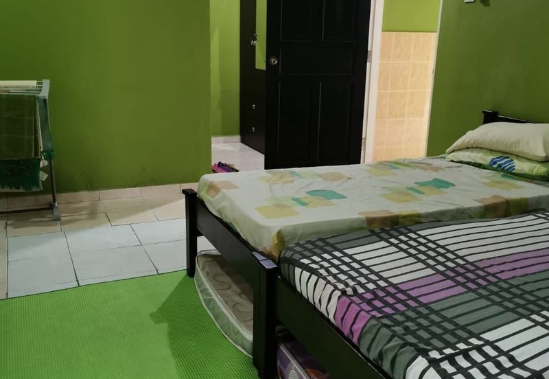 Seksyen 4, Shah Alam