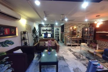 [Fully Renovated] Double Storey Terrace, Taman Bunga Melor, Batu Belah, Klang