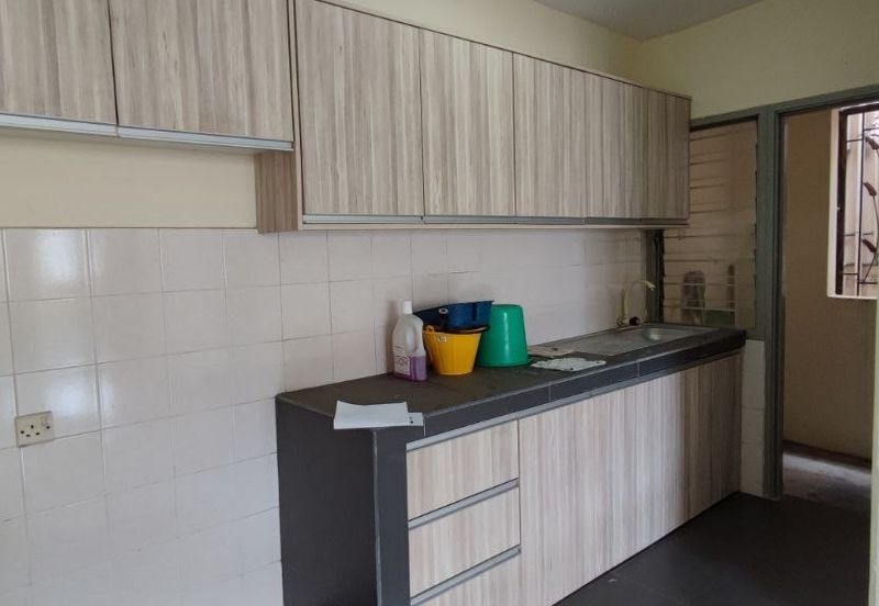 [Non Bumi Lot] Apartment Subang Suria, Seksyen U5, Shah Alam