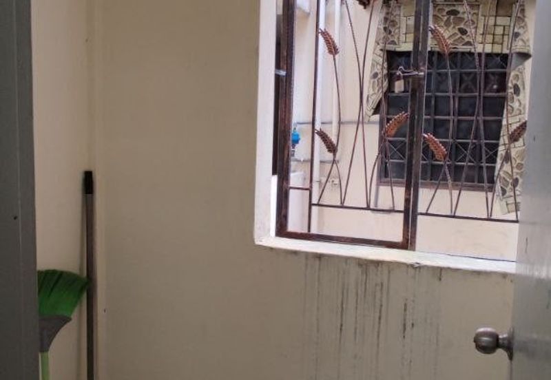 [Non Bumi Lot] Apartment Subang Suria, Seksyen U5, Shah Alam