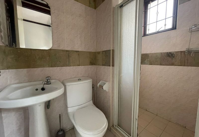 [Freehold] Double Storey Terrace Superlink, Jalan Adang, Seksyen U8, Bukit Jelutong, Shah Alam 