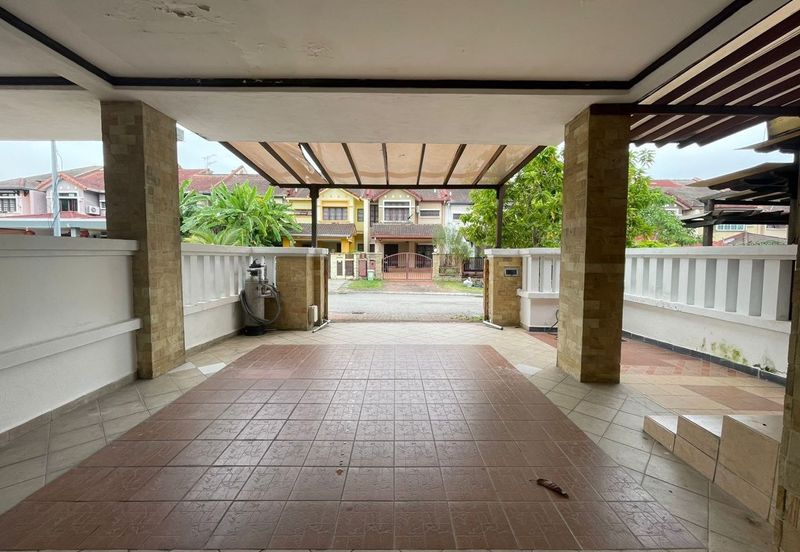 [Freehold] Double Storey Terrace Superlink, Jalan Adang, Seksyen U8, Bukit Jelutong, Shah Alam 