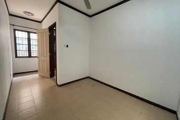 [Freehold] Double Storey Terrace Superlink, Jalan Adang, Seksyen U8, Bukit Jelutong, Shah Alam 