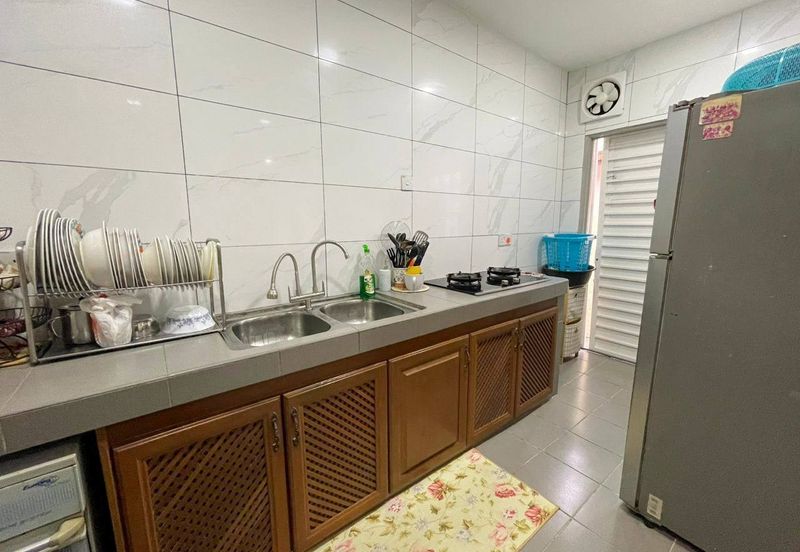 [Freehold] Double Storey Terrace, Jalan Serambi, Bukit Jelutong, Shah Alam 