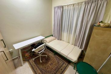 [Freehold] Double Storey Terrace, Jalan Serambi, Bukit Jelutong, Shah Alam 