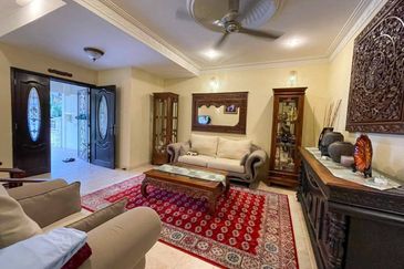 [Freehold] Double Storey Terrace, Jalan Serambi, Bukit Jelutong, Shah Alam 