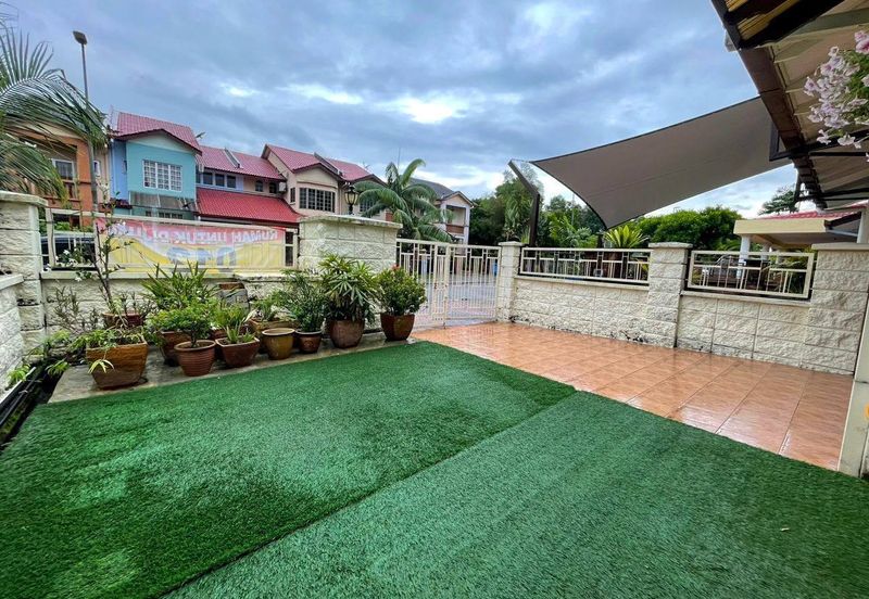 [Freehold] Double Storey Terrace, Jalan Serambi, Bukit Jelutong, Shah Alam 