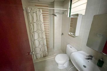 [Pool View & Non Bumi Lot] Sri Acappella Serviced Apartment, Seksyen 13, Shah Alam