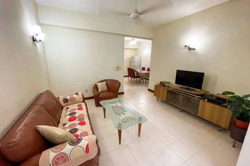 [Pool View & Non Bumi Lot] Sri Acappella Serviced Apartment, Seksyen 13, Shah Alam