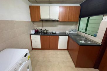 [Pool View & Non Bumi Lot] Sri Acappella Serviced Apartment, Seksyen 13, Shah Alam