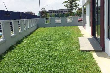 [Corner Lot & Freehold] Double Storey Terrace, Anggun 2, Setia Alam 