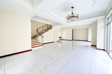 Casa Idaman, Setia Alam