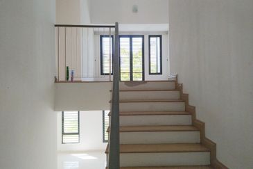 [Freehold, Corner Unit & Facing Open] Double Storey Terrace, Aquina @ Alam Impian