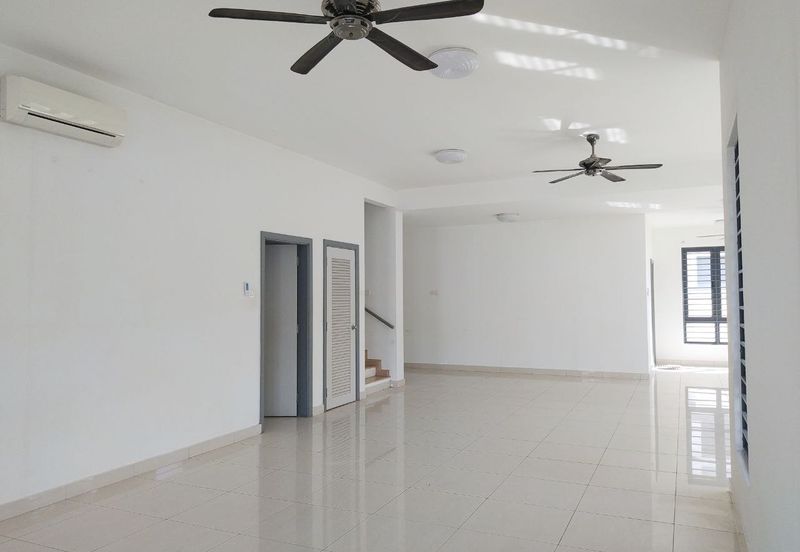 [Freehold, Corner Unit & Facing Open] Double Storey Terrace, Aquina @ Alam Impian