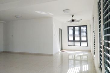 [Freehold, Corner Unit & Facing Open] Double Storey Terrace, Aquina @ Alam Impian