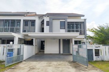 [Freehold, Corner Unit & Facing Open] Double Storey Terrace, Aquina @ Alam Impian