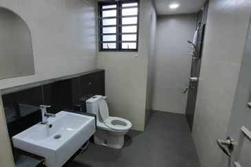 [Freehold, Facing Open & Fully Furnished] Double Storey Terrace, Zircona @ Alam Impian