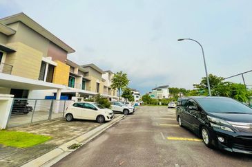 [Freehold & Renovated] Double Storey Terrace, Zircona @ Alam Impian, Shah Alam
