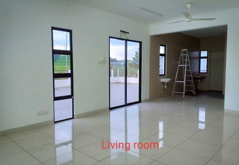 [Corner Lot & Freehold] Double Storey Terrace, Geta @ Bandar Bukti Raja, Kalng