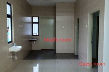 [Corner Lot & Freehold] Double Storey Terrace, Geta @ Bandar Bukti Raja, Kalng