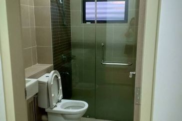 [Corner Lot & Freehold] Double Storey Terrace, Geta @ Bandar Bukti Raja, Kalng