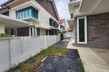 Lukisan @ Alam Impian